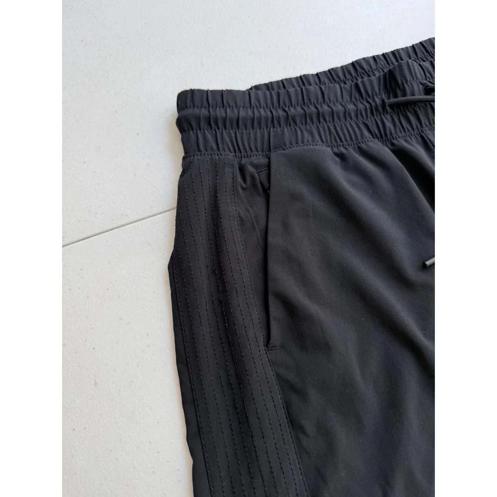 Athleta Brooklyn Wide Leg Pants Black Drawstring Crop Style 657598 Size 8 - Picture 4 of 11